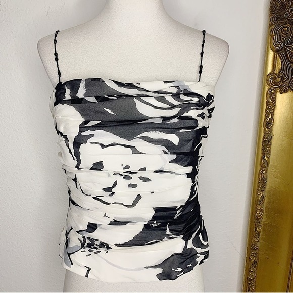 Neiman Marcus Y2K Vibes Square Neck Beaded Shoulder Strap Structured Top Size 8 - Picture 2 of 8